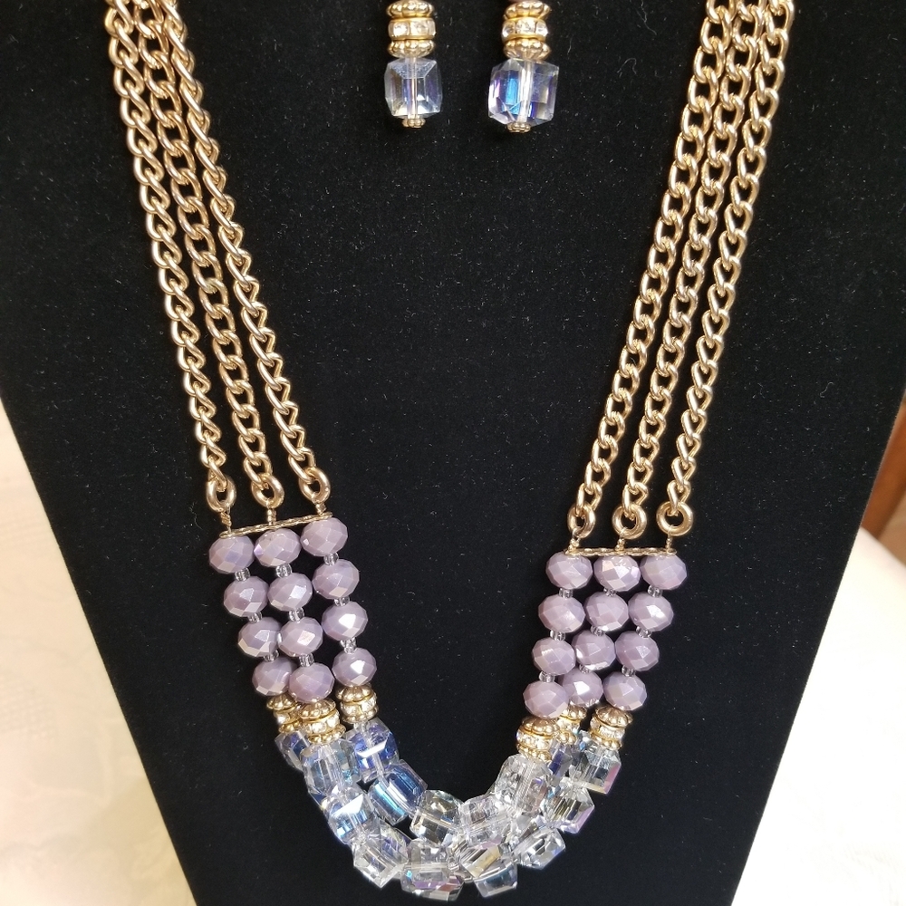 Womens statement necklace & earring set